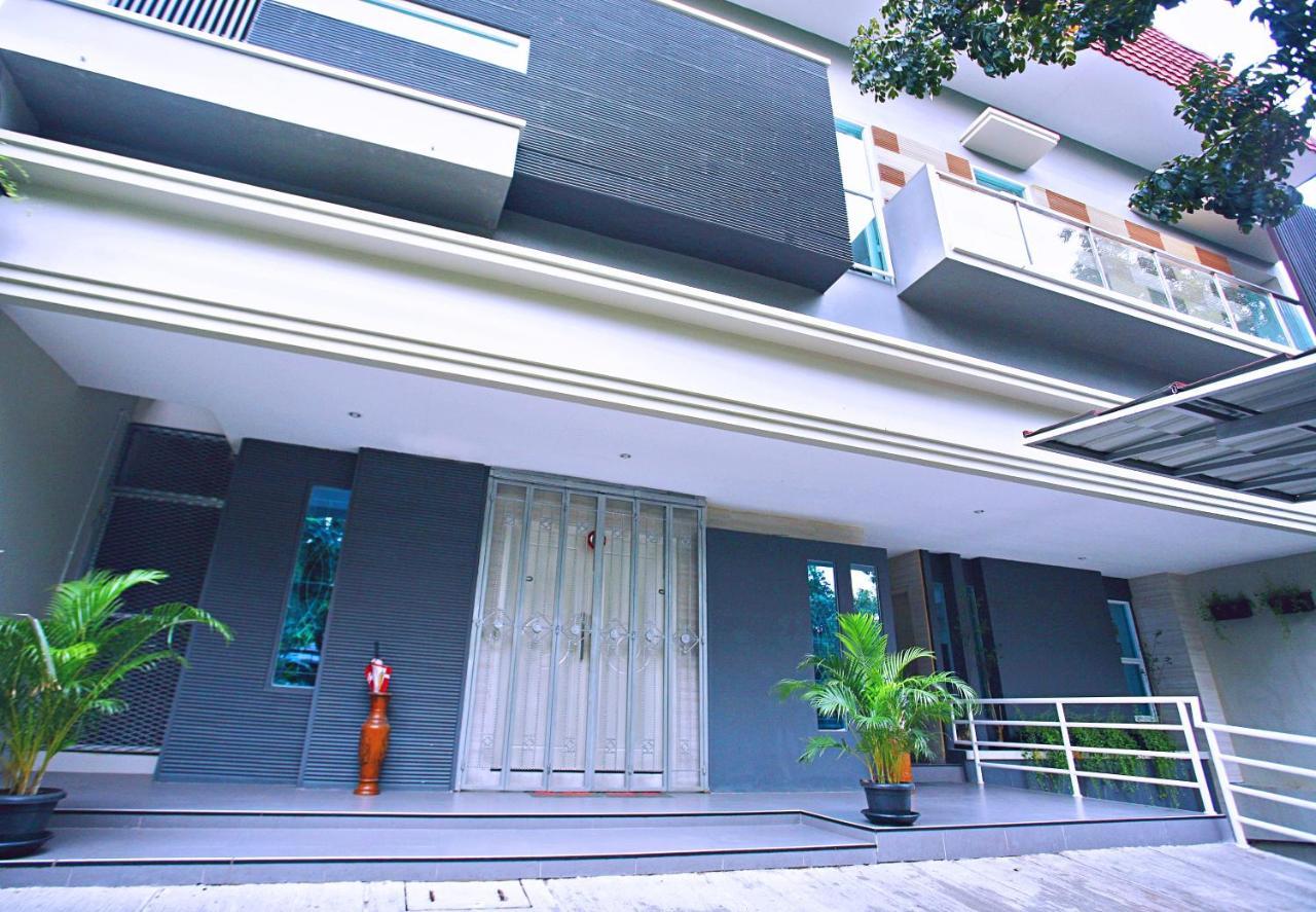 Blossom Resident Blok M Jakarta Kültér fotó